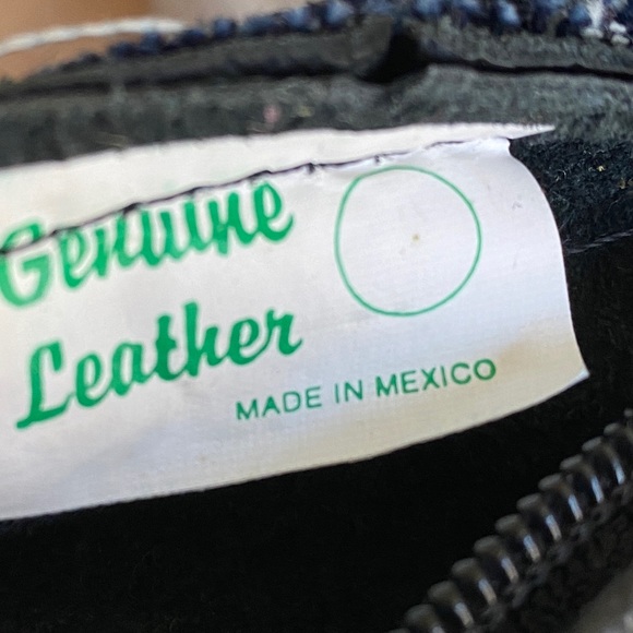 NWOT Leather Fanny Pack - Picture 4 of 4